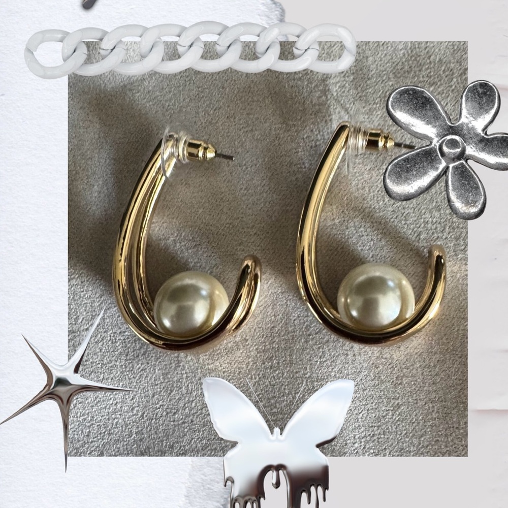 Anne Klein 🫐 Gold Plated Imitation Pearl Half Moon Drop Earrings